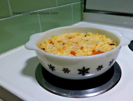 pumpkin rice pudding in pyrex bowl