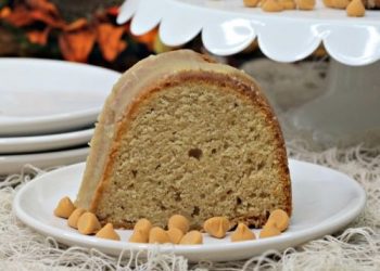 pumpkin bundt cake with butterscotch